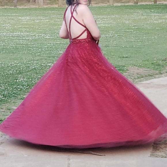 Gorgeous Ballgown/Prom. All about the details. - Picture 2 of 12